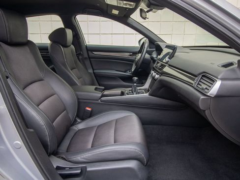 Used 2019 Honda Accord Sport image 21
