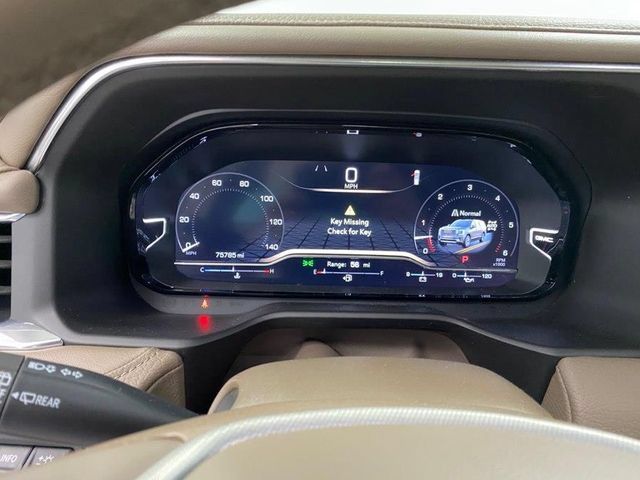 Used 2023 GMC Yukon Denali AWD/4WD image 33