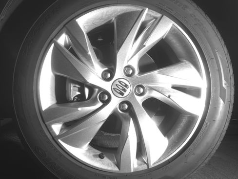 Used 2025 Buick Encore GX Preferred AWD/4WD image 12