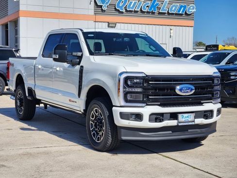 New 2026 Ford F250 Platinum image 2