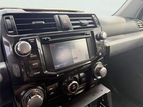 Used 2018 Toyota 4Runner TRD Off-Road Premium w/ TRD Performance Package image 26