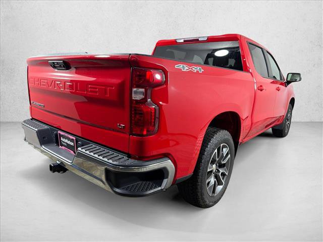 Used 2023 Chevrolet Silverado 1500 LT AWD/4WD image 3
