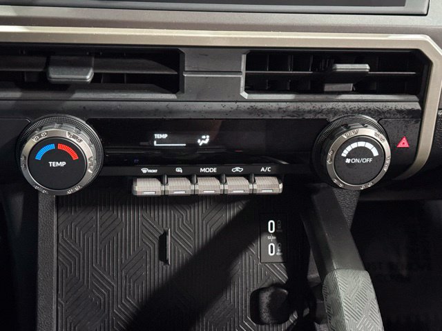 Used 2024 Toyota Tacoma SR5 AWD/4WD image 20