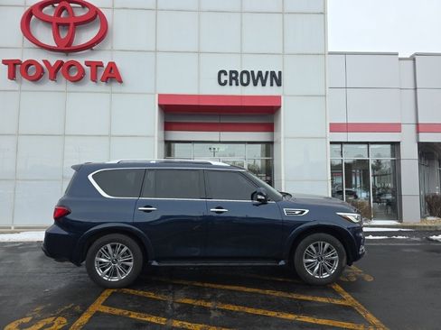 Used 2021 INFINITI QX80 Luxe w/ All-Season Package image 2