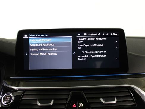 Used 2023 BMW 530e w/ M Sport Package image 28