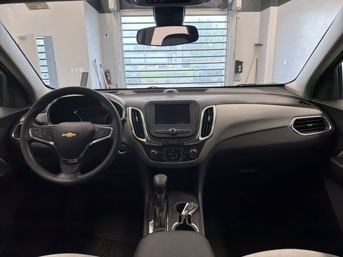 Used 2023 Chevrolet Equinox LT FWD image 16