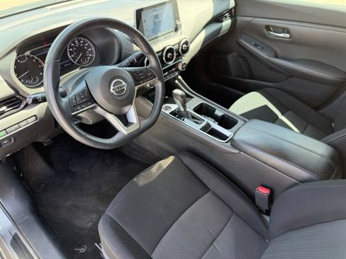Used 2021 Nissan Sentra SV FWD image 11
