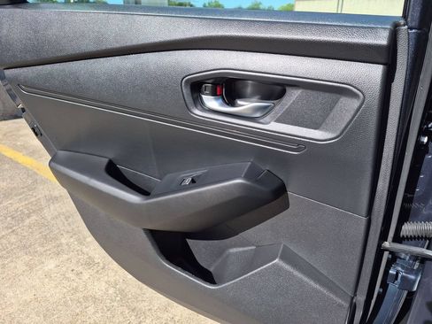 Used 2025 Honda Accord LX image 26