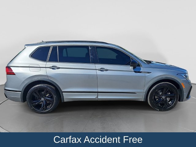 Used 2023 Volkswagen Tiguan SE R-Line FWD image 3