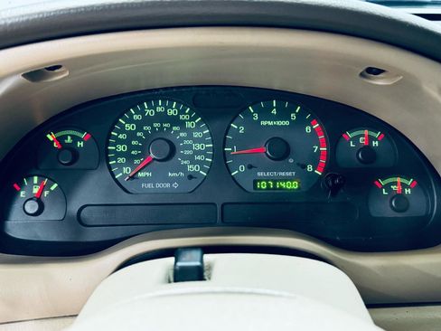 Used 2004 Ford Mustang GT image 37