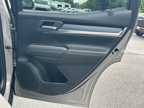 New 2026 GMC Terrain Elevation w/ Elevation Premium Package FWD image 17