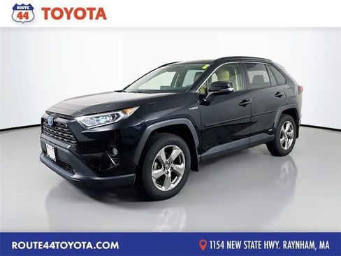 Used 2021 Toyota RAV4 XLE Premium image 1