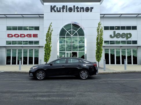 Used 2023 Kia Forte GT-Line FWD image 1
