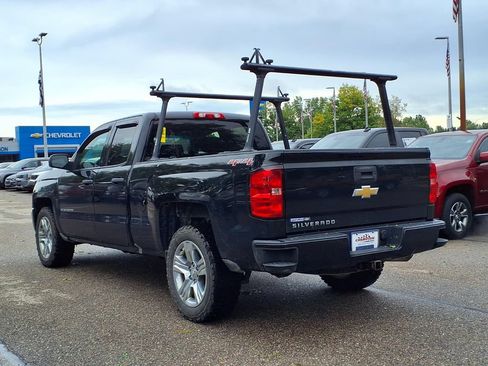 Used 2016 Chevrolet Silverado 1500 Custom w/ Custom Convenience Package AWD/4WD image 6