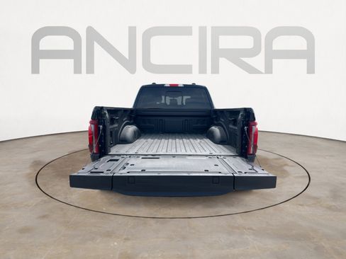 Used 2025 Ford F150 King Ranch w/ FX4 Off-Road Package image 9