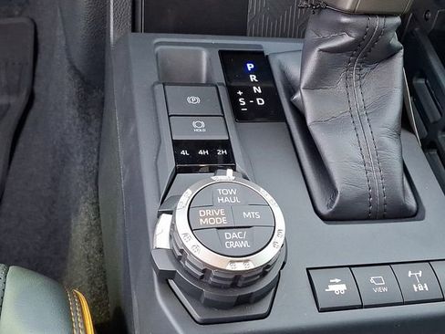 New 2025 Toyota Tacoma Trailhunter image 17