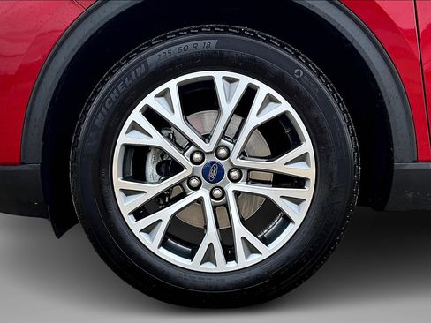 Used 2022 Ford Escape SEL image 9