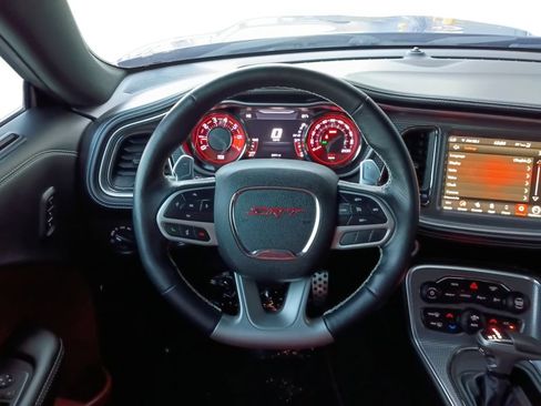 Used 2022 Dodge Challenger SRT Hellcat RWD image 21