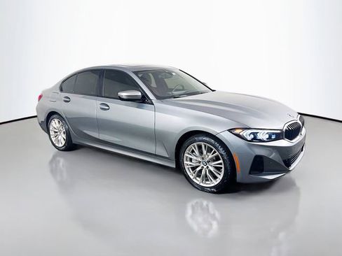 Used 2023 BMW 330i Sedan w/ Convenience Package image 28