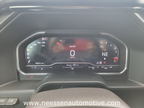 Used 2024 GMC Sierra 1500 AT4 w/ Technology Package AWD/4WD image 20