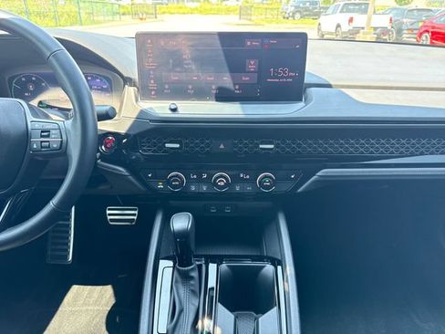 Used 2024 Honda Accord Sport image 27