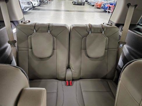 Used 2023 Lincoln Aviator AWD w/ Premium Package image 35