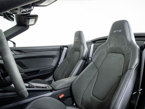 Certified 2025 Porsche 911 Carrera 4 GTS AWD/4WD image 5