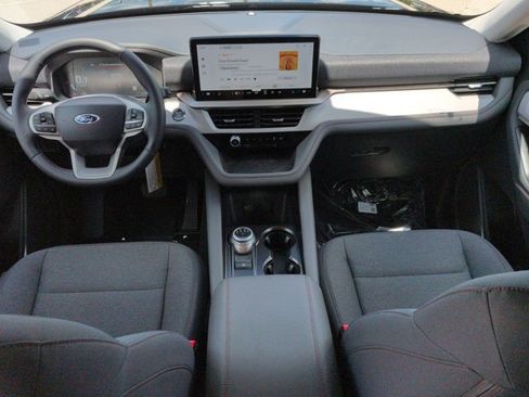 New 2026 Ford Explorer Active RWD image 17