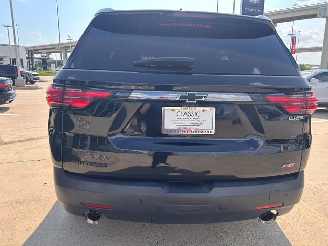 Used 2023 Chevrolet Traverse RS w/ LPO, Floor Liner Package FWD image 8