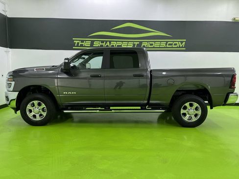 Used 2025 RAM 2500 Big Horn AWD/4WD image 6