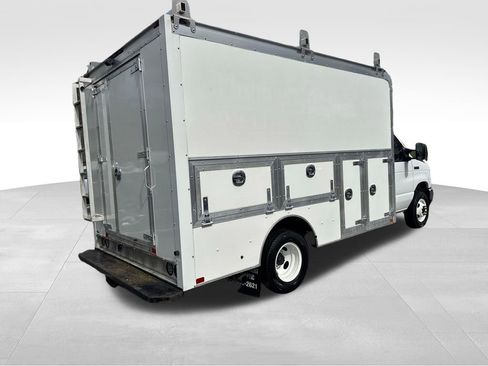 Used 2021 Ford E-350 and Econoline 350 Super Duty w/ Power Windows & Locks Group RWD image 5