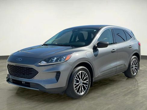 Used 2022 Ford Escape SE FWD image 1