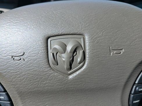 Used 2003 Dodge Ram 2500 Truck SLT image 39