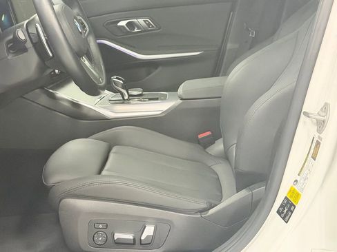 Used 2020 BMW 330i xDrive Sedan w/ M Sport Package image 13