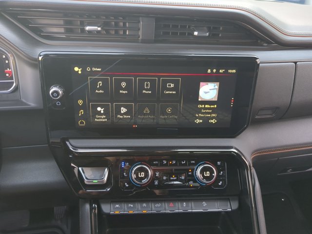 Used 2024 GMC Sierra 1500 AT4 w/ Technology Package AWD/4WD image 14