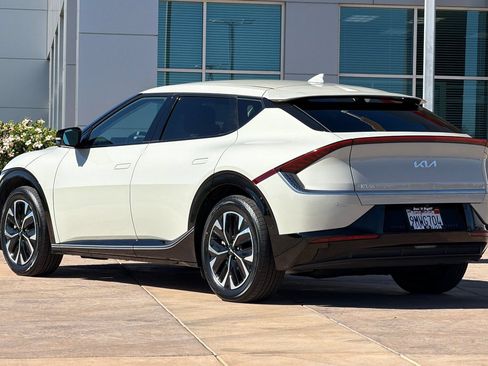 Used 2024 Kia EV6 Wind w/ Wind Technology Package AWD/4WD image 6