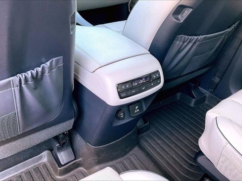 Used 2024 Hyundai Palisade Calligraphy AWD/4WD image 10