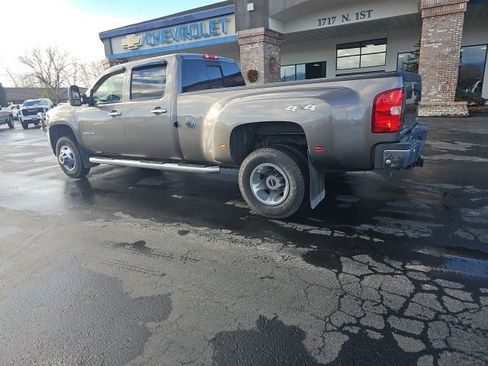 Used 2011 GMC Sierra 3500 SLT w/ SLT Convenience Package image 55