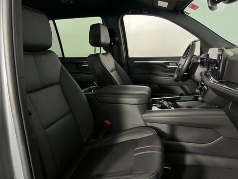 Used 2025 Chevrolet Tahoe RST image 33