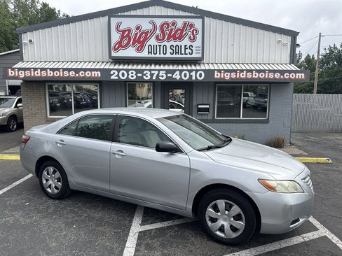 Used 2007 Toyota Camry LE FWD image 1
