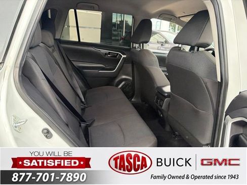 Used 2023 Toyota RAV4 LE FWD image 22