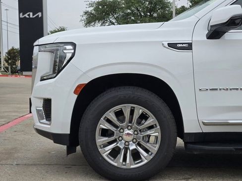 Used 2023 GMC Yukon XL Denali RWD image 10
