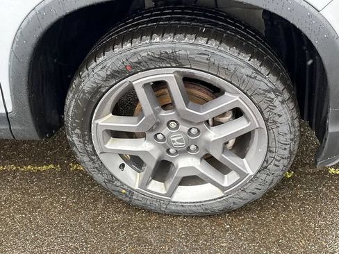 Used 2023 Honda Passport EX-L image 7