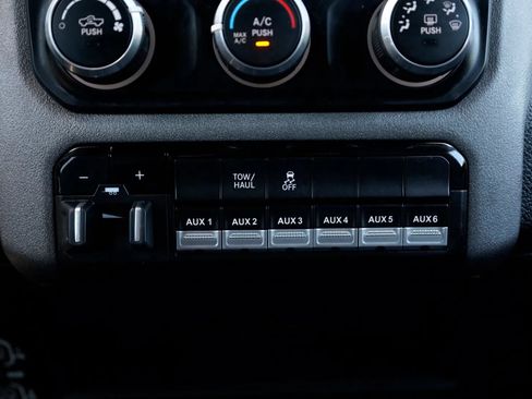 Used 2024 RAM 2500 Tradesman w/ Snow Chief Group AWD/4WD image 35