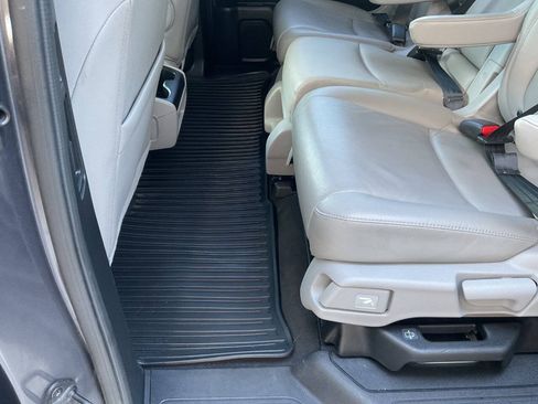 Used 2019 Honda Odyssey EX-L image 37