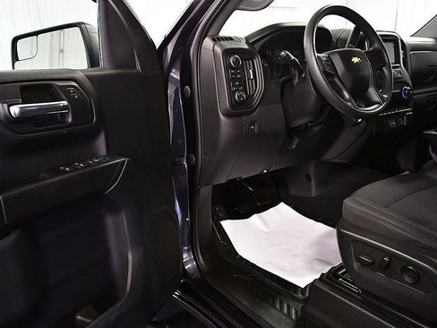 Used 2022 Chevrolet Silverado 1500 Custom image 17