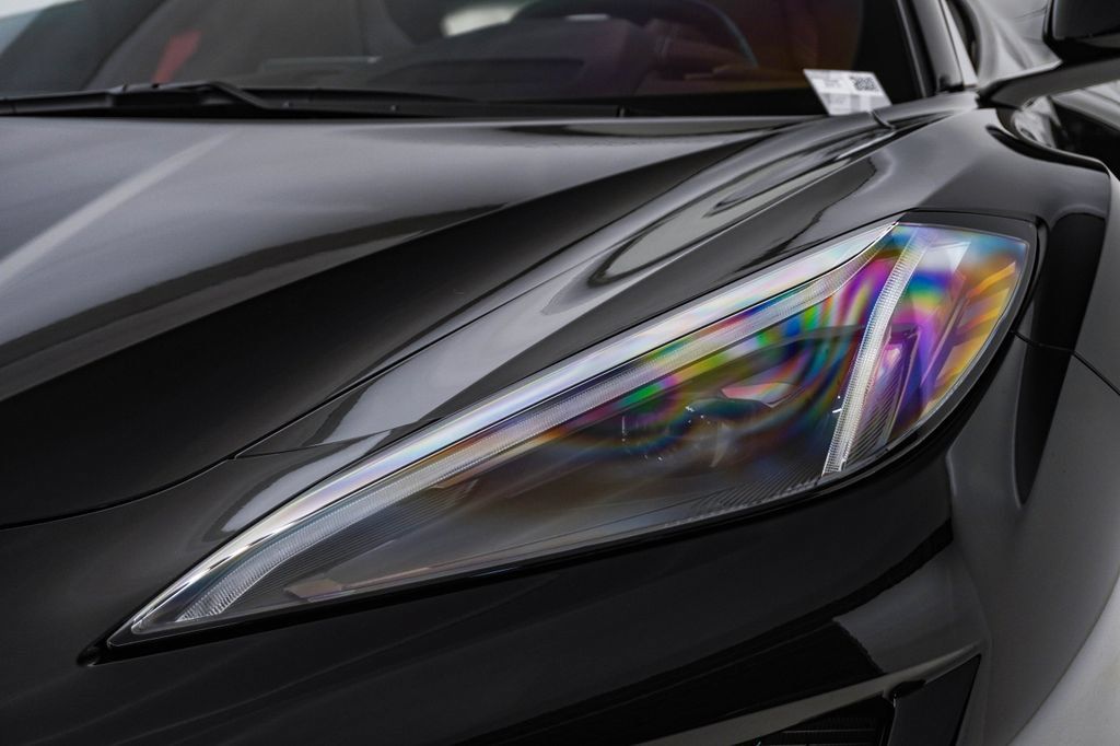 Used 2023 Chevrolet Corvette Z06 RWD image 7