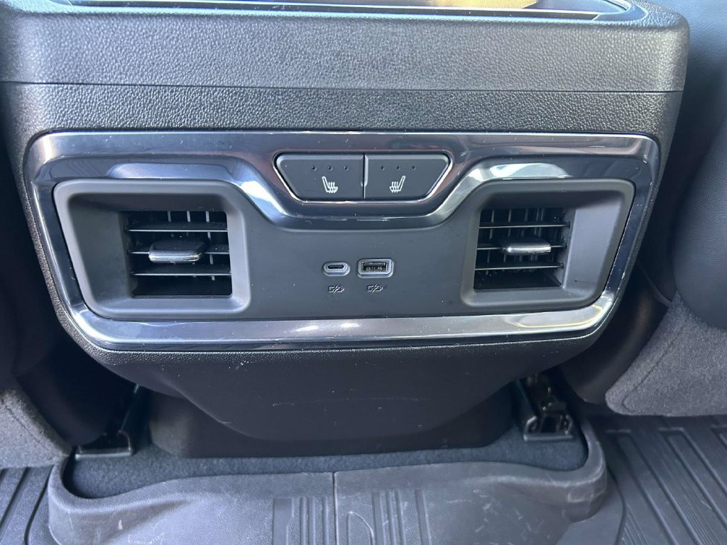 Used 2024 GMC Sierra 1500 Denali Ultimate AWD/4WD image 14