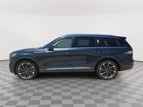 Used 2022 Lincoln Aviator Reserve w/ Equipment Group 201A AWD/4WD image 4