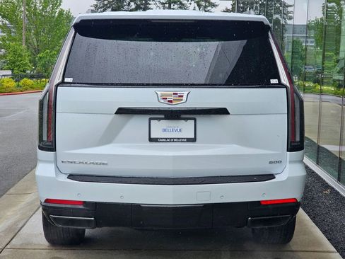 New 2026 Cadillac Escalade Platinum Sport AWD/4WD image 4